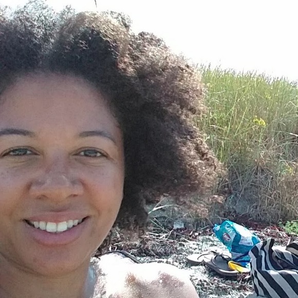 Meet your Posher, Simone - Picture 1 of 1